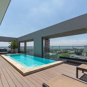  Apartment Modern Luxury With Rooftop Pool & Gym